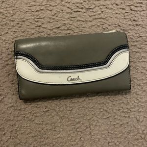 Coach wallet tan vintage looking